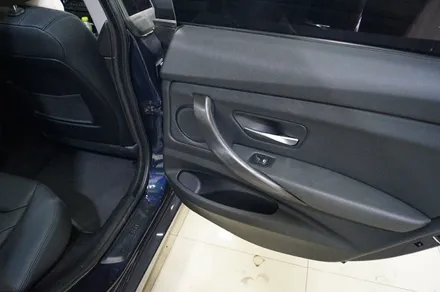 bmw 3gt 실내 랩핑 (우드 트림 / 블랙 브러쉬) 대구 /카앤맨 / 대구 북구 검단동
