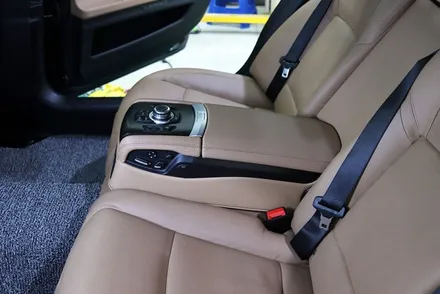 bmw 7시리즈 (F02) 실내랩핑 (블랙 브러쉬) 시공 대구 / 카앤맨 / 대구 북구 검단동