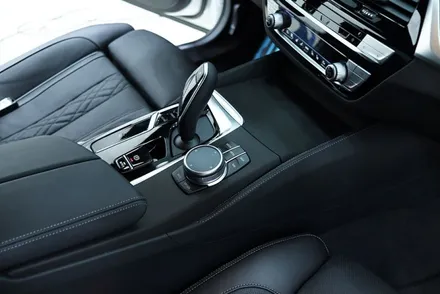 자동차 실내랩핑 / bmw g30 매트릭스 블랙 / 대구 카앤맨 / 대구 북구 검단동