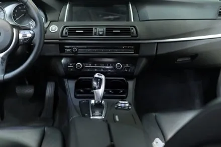 BMW 5시리즈 / F10 실내랩핑 매트릭스 블랙 시공 / 대구 카앤맨 / 대구 북구 검단동
