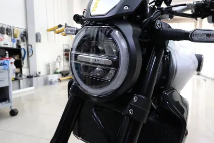 혼다 CB1000R 연료탱크 무광 ppf 시공 / 대구 카앤맨 / 대구 북구 검단동