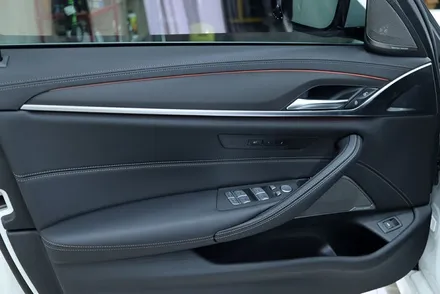 자동차 실내랩핑 / bmw g30 매트릭스 블랙 / 대구 카앤맨 / 대구 북구 검단동