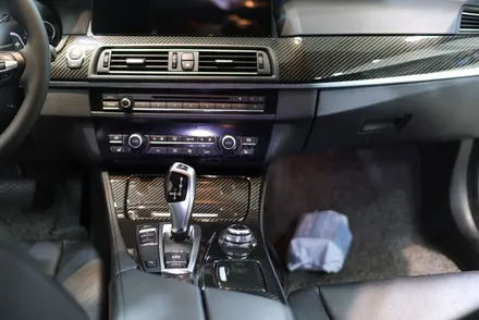 BMW F10 실내랩핑 / 4d 리얼 카본 시공 / 대구 카앤맨 / 대구 북구 검단동