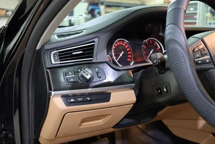 bmw 7시리즈 (F02) 실내랩핑 (블랙 브러쉬) 시공 대구 / 카앤맨 / 대구 북구 검단동