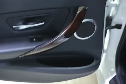 대구 자동차 실내랩핑 / BMW 3시리즈 (F30) 티타늄 브러쉬 / 카앤맨 / 대구 북구 검단동