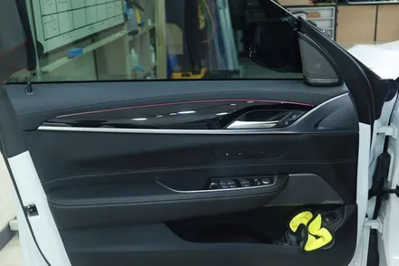 BMW 6GT 실내랩핑 / 블랙 카본 시공 / 관리를 좀 더 수월하게... / 대구 북구 검단동