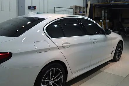 BMW  크롬죽이기 / G30 윈도 몰딩 랩핑 / 대구 카앤맨 / 대구 북구 검단동