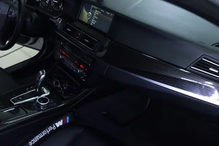 bmw f10 실내랩핑 / 사이드 데칼 시공 / 대구 카앤맨 / 대구 북구 검단동