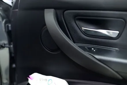 대구 bmw 3시리즈 (F30) 매트 매트릭스 실내랩핑 / 카앤맨 / 대구 북구 검단동