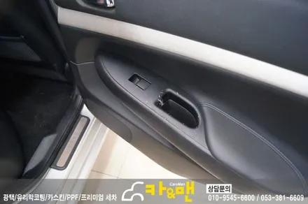 인피니티 g37 실내 까짐, 벗겨짐 실내랩핑으로 해결/윈도우스위치/핸들 블랙카본 시공/카앤맨 / 대구 북구 검단동