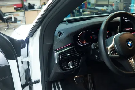 BMW 6GT 실내랩핑 / 블랙 카본 시공 / 관리를 좀 더 수월하게... / 대구 북구 검단동