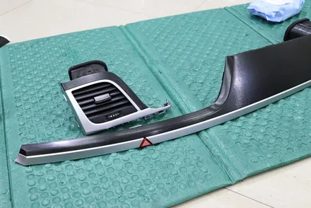 에이버리 랩핑지 블랙 브러시 시공 제네시스 G80 DH 우드 파츠 / 대구 북구 검단동