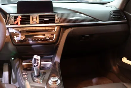 bmw 3시리즈 (F30) 자동차 실내 랩핑 (리얼 카본) 대구 / 카앤맨 / 대구 북구 검단동