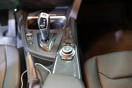 bmw 3시리즈 (F30) 자동차 실내 랩핑 (리얼 카본) 대구 / 카앤맨 / 대구 북구 검단동