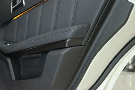 벤츠 e 클래스 w212 실내랩핑 (블랙 브러시) /대구 카앤맨 / 대구 북구 검단동