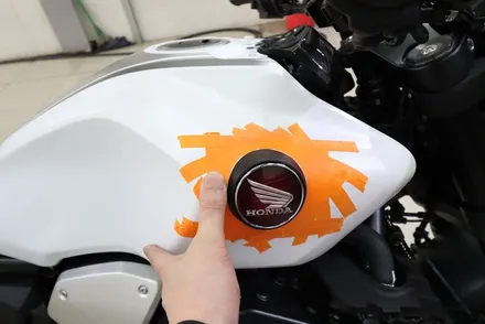 혼다 CB1000R 연료탱크 무광 ppf 시공 / 대구 카앤맨 / 대구 북구 검단동