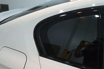 BMW  크롬죽이기 / G30 윈도 몰딩 랩핑 / 대구 카앤맨 / 대구 북구 검단동
