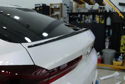 BMW X6 (G06) 리어 스포일러 / 머플러 팁 부분 랩핑 시공 / 대구 카앤맨 / 대구 북구 검단동