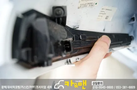 대구 벤츠 GLC 220d 사이드미러 부분랩핑(블랙 브러쉬) /카앤맨 / 대구 북구 검단동