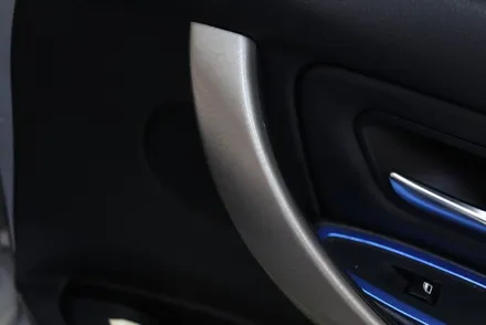 bmw 3시리즈 (F30) 자동차 실내 랩핑 (리얼 카본) 대구 / 카앤맨 / 대구 북구 검단동