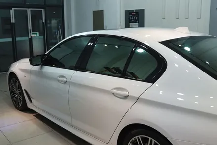 bmw 크롬죽이기 랩핑 / 5시리즈 g30 / 윈도 몰딩 블랙 유광 시공 / 대구 북구 검단동