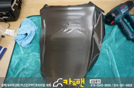 대구 벤츠 e클래스 센터페시아(블랙 브러쉬) 랩핑 /카앤맨 / 대구 북구 검단동