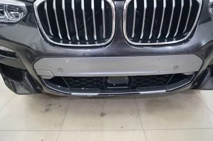 BMW X4 / M 스포츠 X / 은색 몰딩 부분 랩핑으로 죽이기(휀더 가니쉬/디퓨저) / 대구 북구 검단동