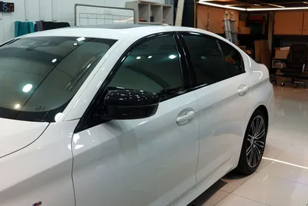 bmw 크롬죽이기 랩핑 / 5시리즈 g30 / 윈도 몰딩 블랙 유광 시공 / 대구 북구 검단동
