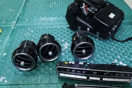 벤츠 GLC 센터패시아 랩핑(블랙 브러시) / 방향제 자국 커버 / 대구 카앤맨 / 대구 북구 검단동