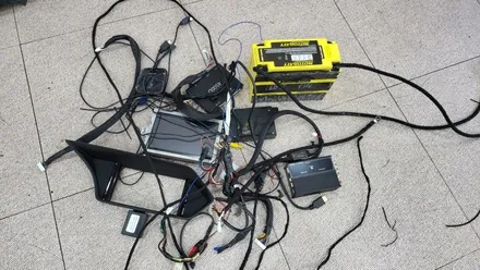 분당벤츠전문점 카알터 E클래스 W212 E220 NTG4500 모니터 블랙아웃  국산 12.3 모니터교체 M2C200A PLUS교체 USBAUX 설치 / 성남 분당구 정자동