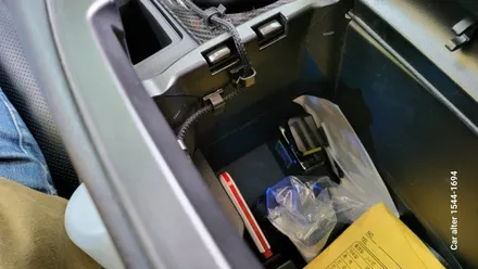 벤츠 2015 X204 GLK220 프리미어 M2C200A 모니터교체 공임작업 + AUX코딩 순정GPS연동 파크라케이블 무선 LTE WiFi 라우터 / 성남 분당구 정자동