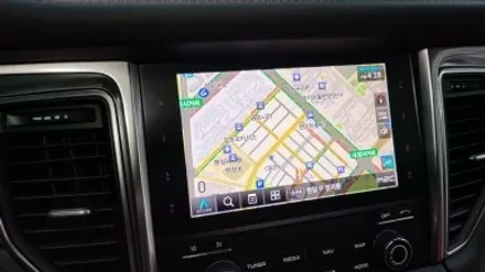 포르쉐 마칸 국산 안드로이드 M2C200A 아틀란V5 내비게인션 순정 GPS연동 파크라케이블 AUX연동 / 성남 분당구 정자동