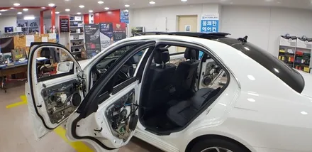 [분당벤츠전문점] 벤츠 E클래스 W212 E350 순정12색 엠비언트 변경 작업(멀티컬러 적용) / 성남 분당구 정자동