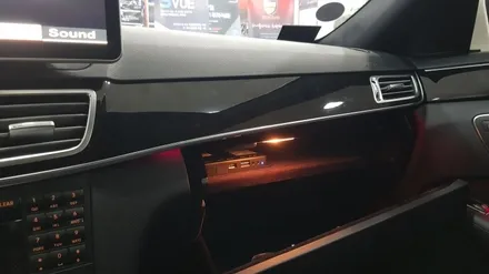 [분당벤츠전문점] 벤츠 W212 E220 2014년식 안드로이드 M2C200APLUS 네비게이션 AUX코딩 국산 12.3인치 모니터 교체 순정 12색 엠비언트교체 순정 룸미러 하이 / 성남 분당구 정자동