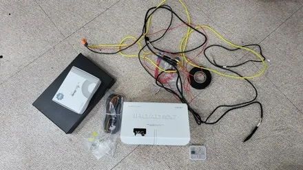 벤츠전문 카알터 W212 E220 타업체 작업된 중국산 안드로이드 후방카메라고장 교체 블랙박스 보조배터리 공임시공 흡음 차량하부매립 / 성남 분당구 정자동