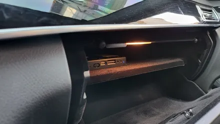 분당벤츠전문점 카알터 E클래스 W212 E220 NTG4500 모니터 블랙아웃  국산 12.3 모니터교체 M2C200A PLUS교체 USBAUX 설치 / 성남 분당구 정자동