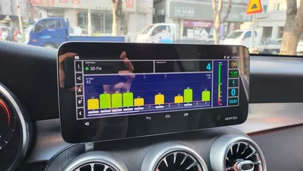 벤츠 GLC300e 쿠페 페이스리프트 순정 10.2인치 풀스크린 티맵 유튜브 넷플릭스 안드로이 셋탑박스 M2C200PLUS USB AUX 순정 GPS연동 파크라 케이블 분당 카알터 / 성남 분당구 정자동