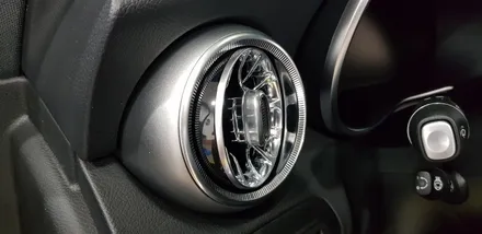 [분당벤츠전문점] 벤츠 X253 GLC300e 쿠페 신차패키지 전동트위터 전면송풍구 리어송풍구 대쉬보드 AMG로고 등받이 미드레인지 풀셋트 엠비언트 / 성남 분당구 정자동