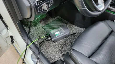 분당벤츠전문점 카알터 C클래스 W205 C220 국산 12.3인치 모니터교체 M2C200PLUS AUX코딩 순정GPS연동 순정64색변경 부메스터 전동트위터 데쉬보드 엠비언트 / 성남 분당구 정자동