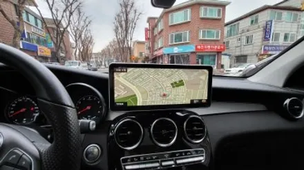분당벤츠전문점 카알터 GLC350e M2C200PLUS 국산 12.3인치 모니터교체 AUX코딩 순정GPS연동 GPS파크라케이블 / 성남 분당구 정자동