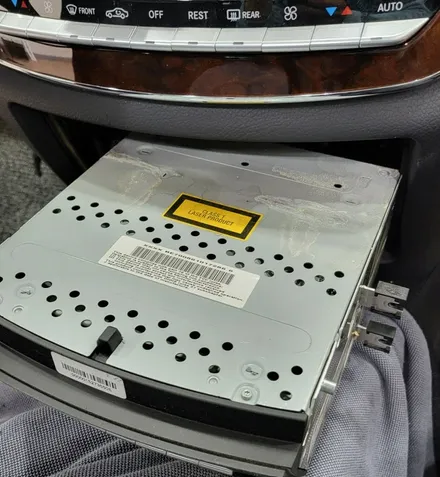 벤츠 S500 노이즈 잡소리제거 AUX 코딩  블루투스 만들기 W221 벤츠점문점 카알터 / 성남 분당구 정자동
