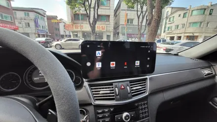 벤츠 E300  중국산 안드로이드올인원 고장 국산국산 와이드모니터 안드로이드 11 KC인증 NV700 아틀란V5 내비게이션 / 성남 분당구 정자동