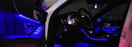[분당벤츠전문점] 벤츠 C클래스 W205 C250d 2017년식 순정 엠비언트 64색 변경(조그다이얼 방식) 부메스터3D 전동트위터 교체 / 성남 분당구 정자동