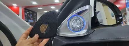 [분당벤츠전문점] 벤츠 S클래스 W223 S580 2022년식 독립적으로 사용하는 미디어장치(주행중 유튜브 넷플릭스 등등 시청됨) 부메스터 4D 전동트위터 교체 스타뷰S 탈거 주차 / 성남 분당구 정자동