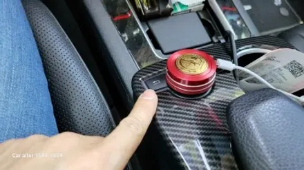 벤츠 2015 X204 GLK220 프리미어 M2C200A 모니터교체 공임작업 + AUX코딩 순정GPS연동 파크라케이블 무선 LTE WiFi 라우터 / 성남 분당구 정자동