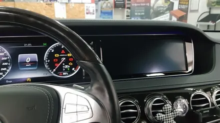 [분당 벤츠 전문점] 벤츠 W222 전기형 2015년식 S클래스 S350 순정 커맨더 CD체인저 데크 고장 수리 작업 / 성남 분당구 정자동