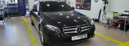 [분당벤츠전문점] 벤츠 E클래스 W213 E220d 순정 엠비언트 불량 고장 수리 / 성남 분당구 정자동