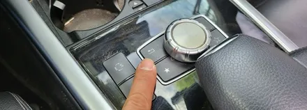 분당벤츠전문점 카알터 E클래스 E220 모니터 블랙아웃 먹화면 국산 12.3모니터 교체 안드로이드 카블릿 M2C200PLUS 교체  중국산 카플레이 안드로이드오토 올인원보다 편리함 / 성남 분당구 정자동
