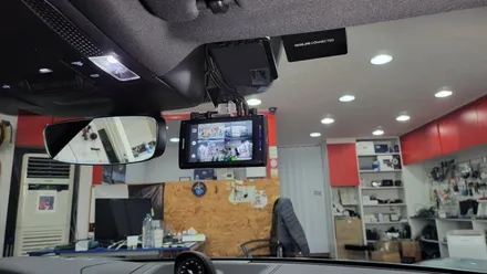 포르쉐 타이칸 블랙박스 전문 장착점 4채널 QXD mega2 커넥티드 에코파워팩 S20 LCD 가정용 충전기 / 성남 분당구 정자동