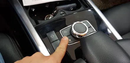 [분당벤츠전문점] 벤츠 E클래스 W212 E220 안드로이드 M2C200플러스 국산 12.3인치 와이드 모니터 교체 / 성남 분당구 정자동